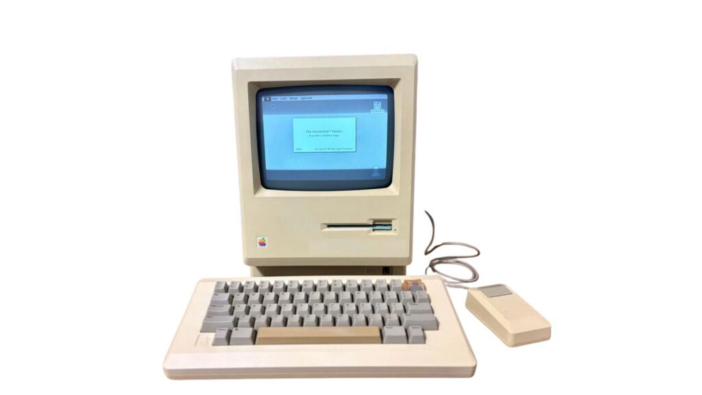 1984 Apple Macintosh 128K desktop
