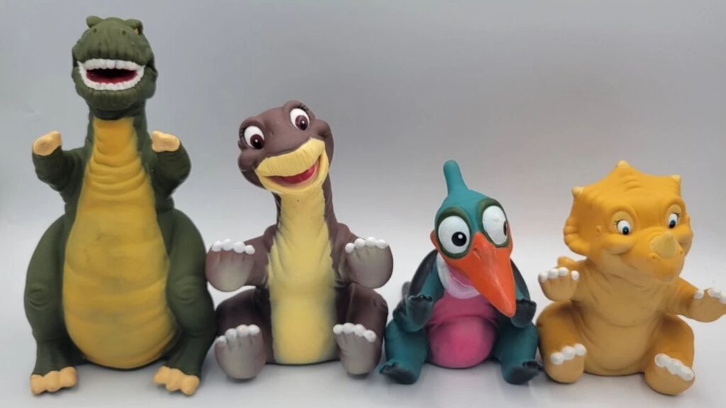 Pizza Hut Land Before Time hand puppets