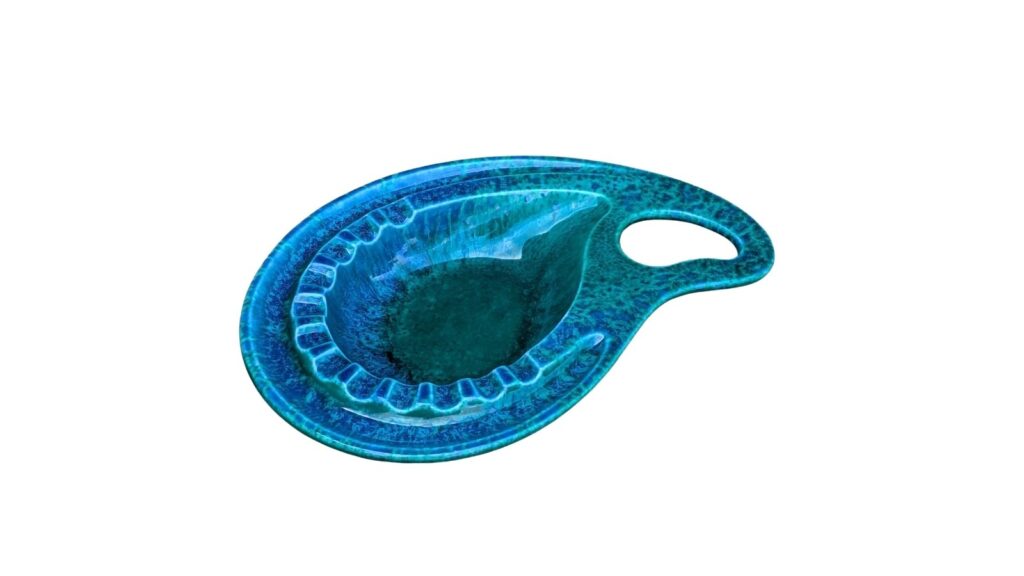 Atomic pattern glass ashtray