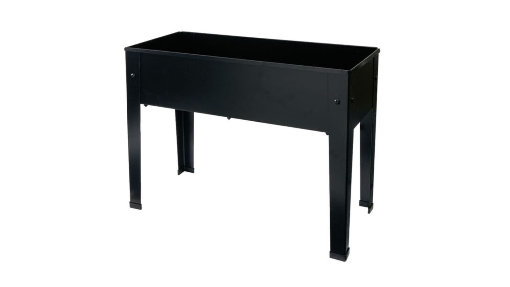 Belavi raised planter