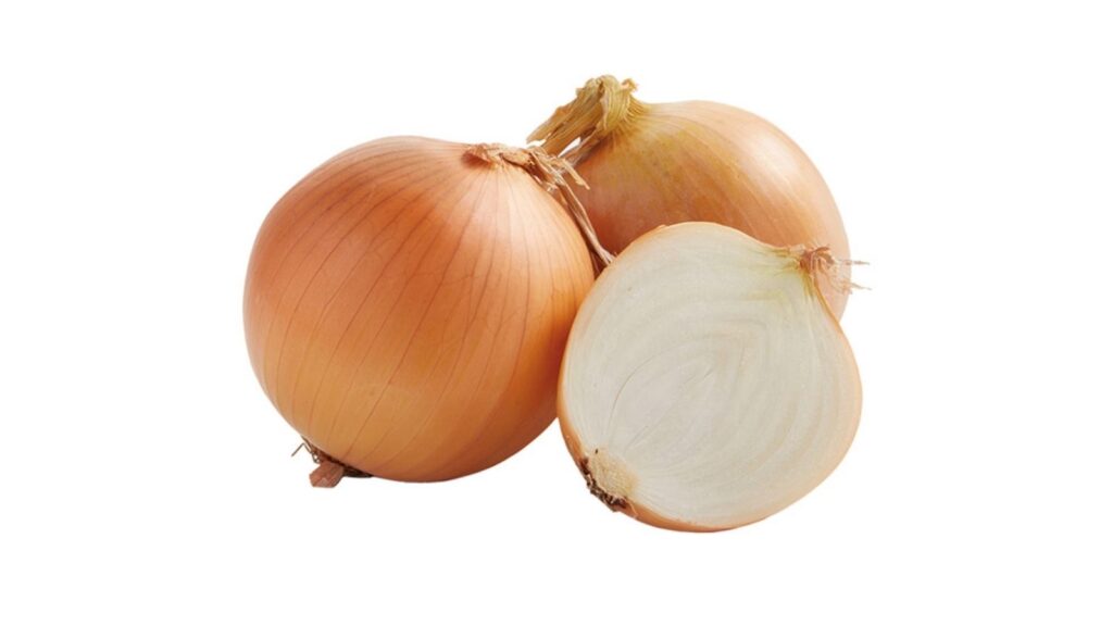 Fresh yellow onions