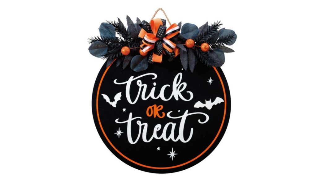 Halloween circle