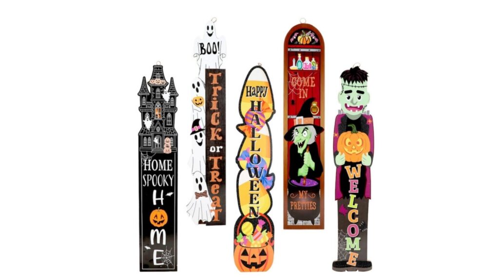 Halloween leaner sign