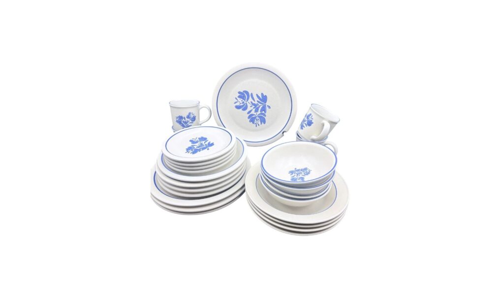 Pfaltzgraff Yorktowne stoneware