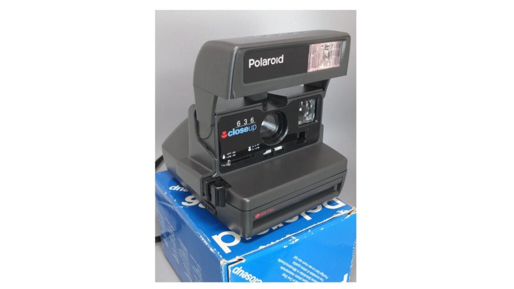 Polaroid 600 series camera