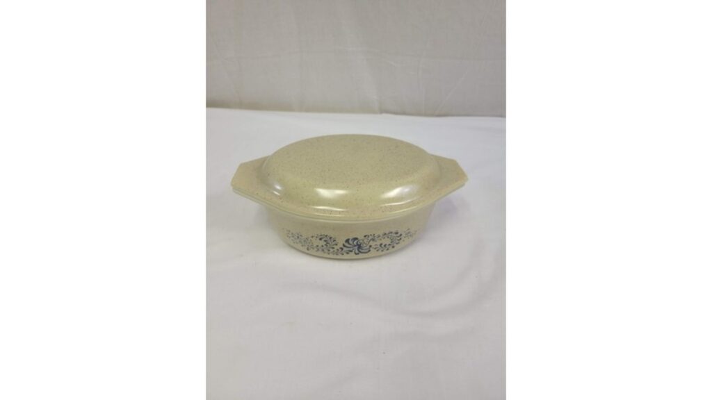 Pyrex Homestead pattern