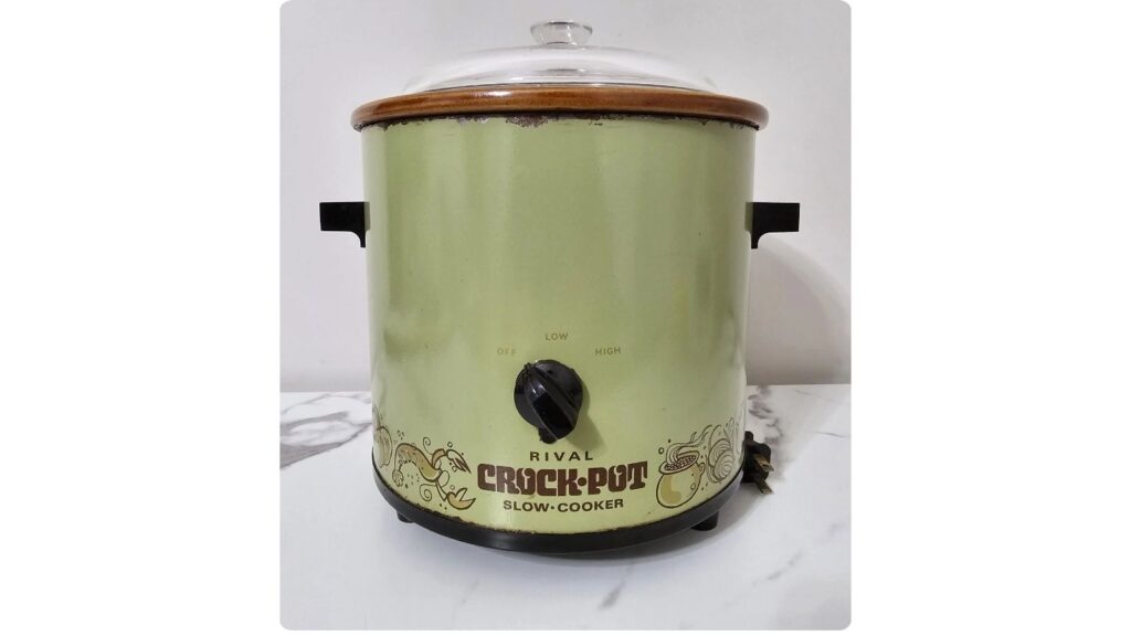 Rival Crock-Pot in avocado