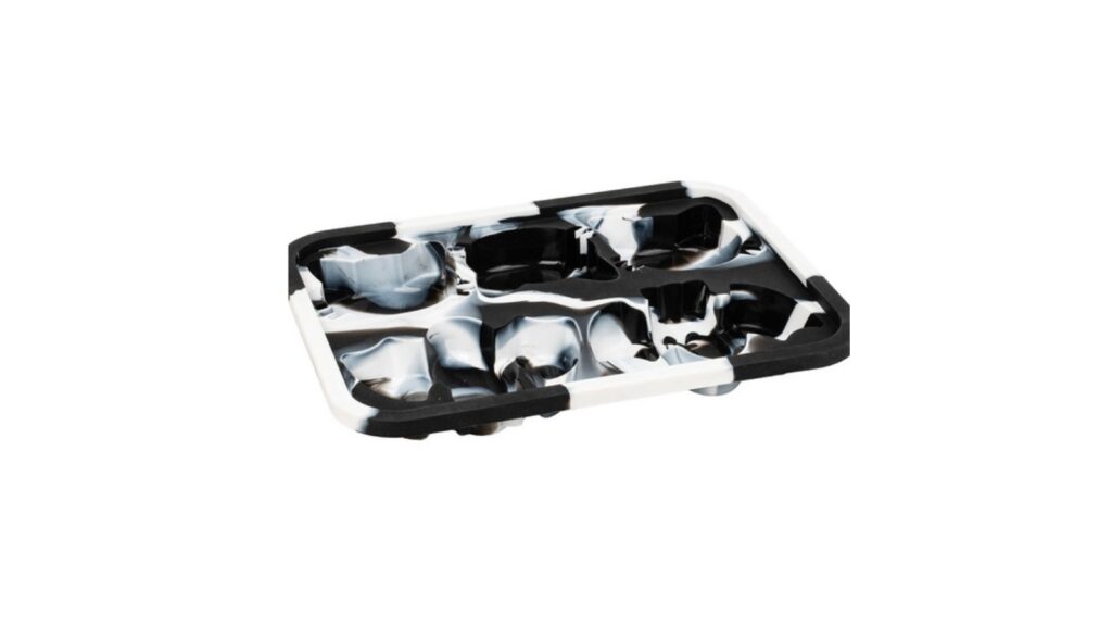 Silicone baking pan
