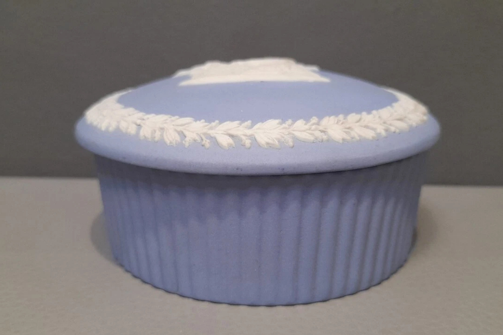 Wedgwood blue Jasperware lidded trinket box