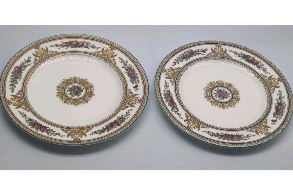Wedgwood Columbia W595 plates