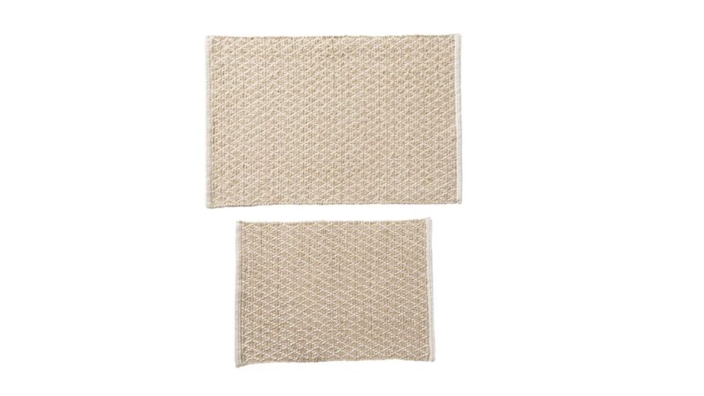 bath rug