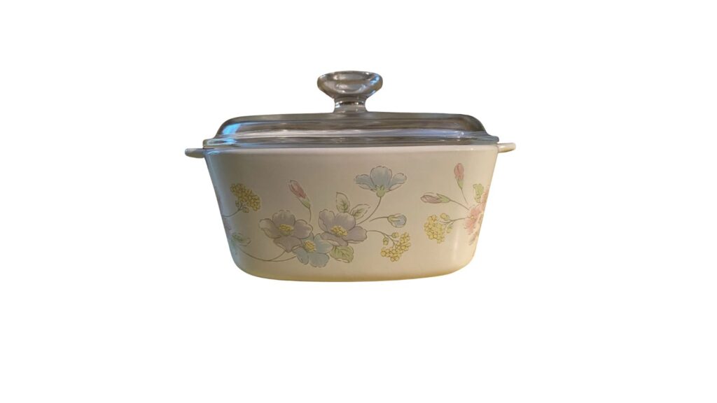 Pastel Bouquet casserole with lid