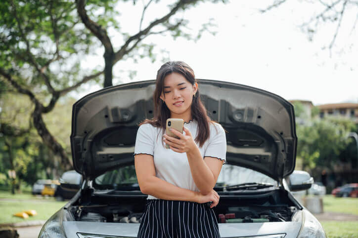Learn how to get free roadside assistance.
