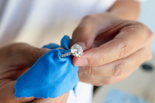 Before you sell your diamond, educate yourself about its value, reputable jewelry buyers, and getting a diamond appraisal.