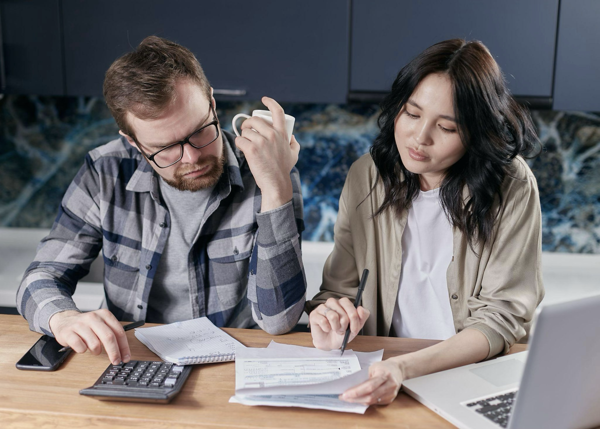 Learn how to manage life transitions by building a stronger financial foundation with smart planning, saving, and budgeting.