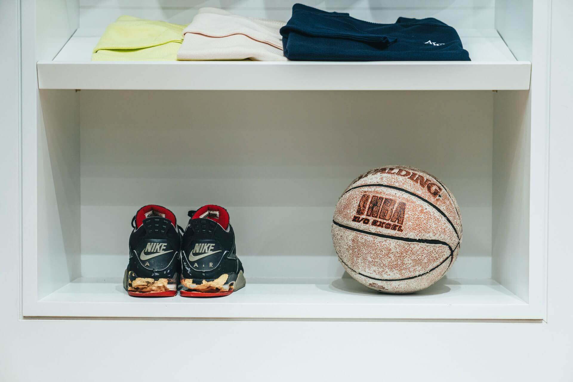 sporting goods in thrift store