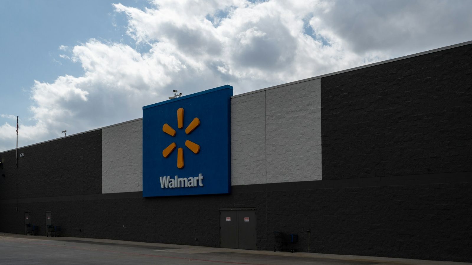 outside Walmart store