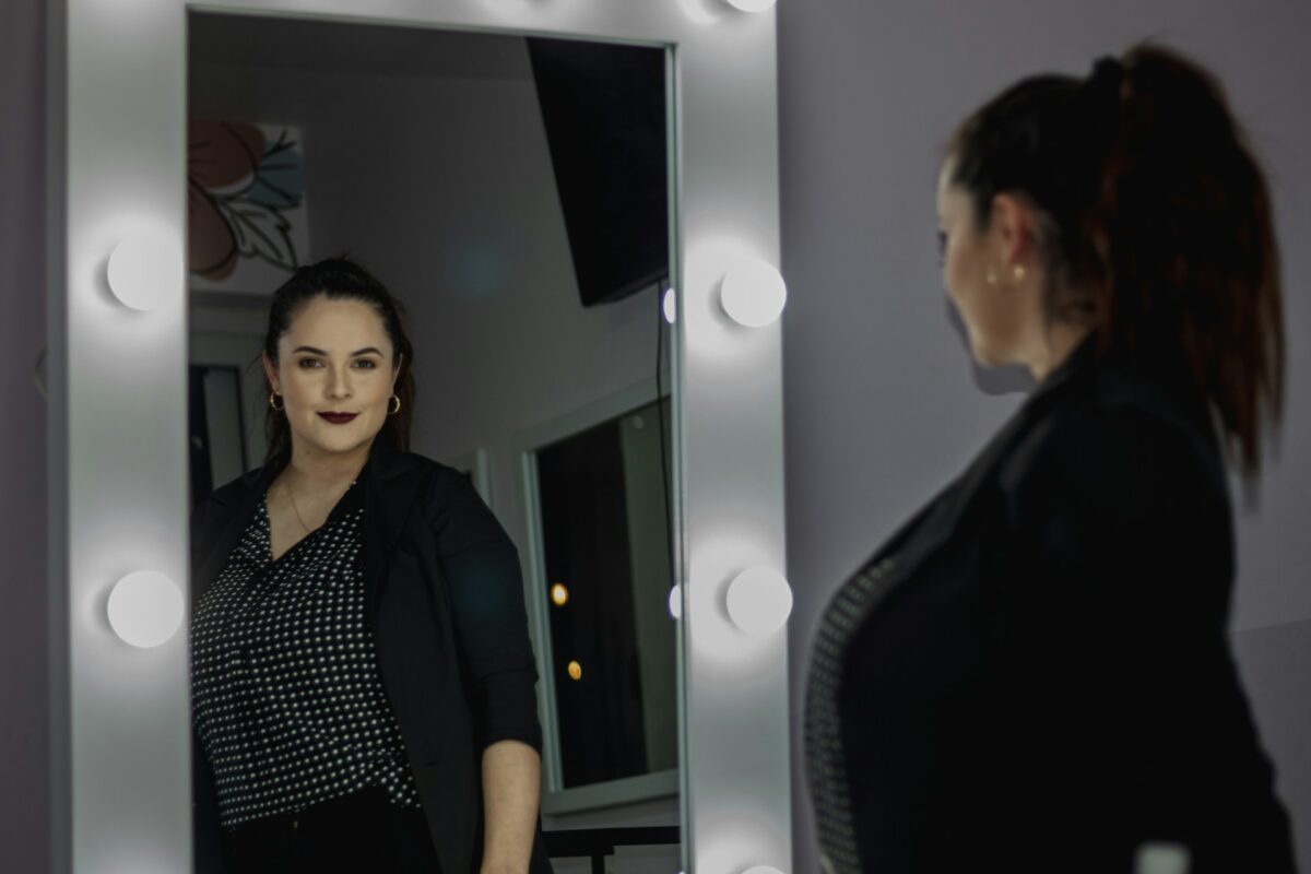 Explore plus-size workwear brands that balance style, function, and budget for polished professional outfits.