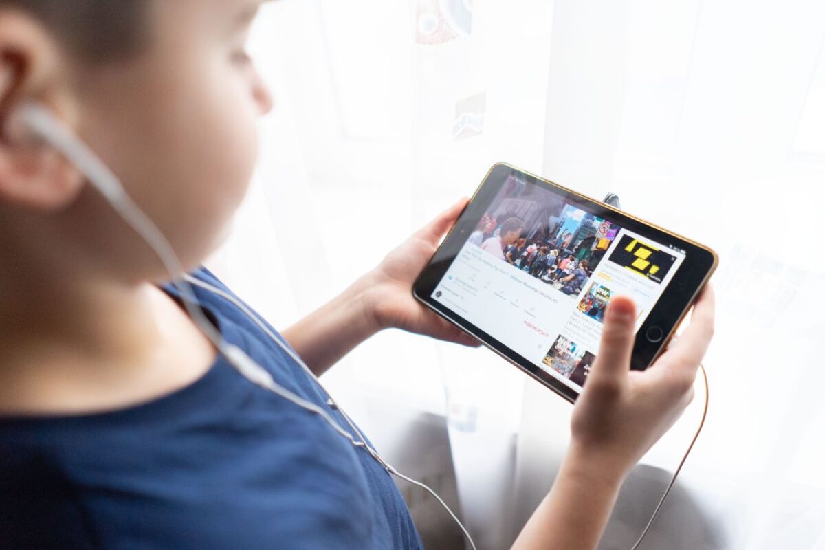 Learn practical streaming safety tips for single moms, including parental controls, screen time limits, privacy, and age-appropriate content.
