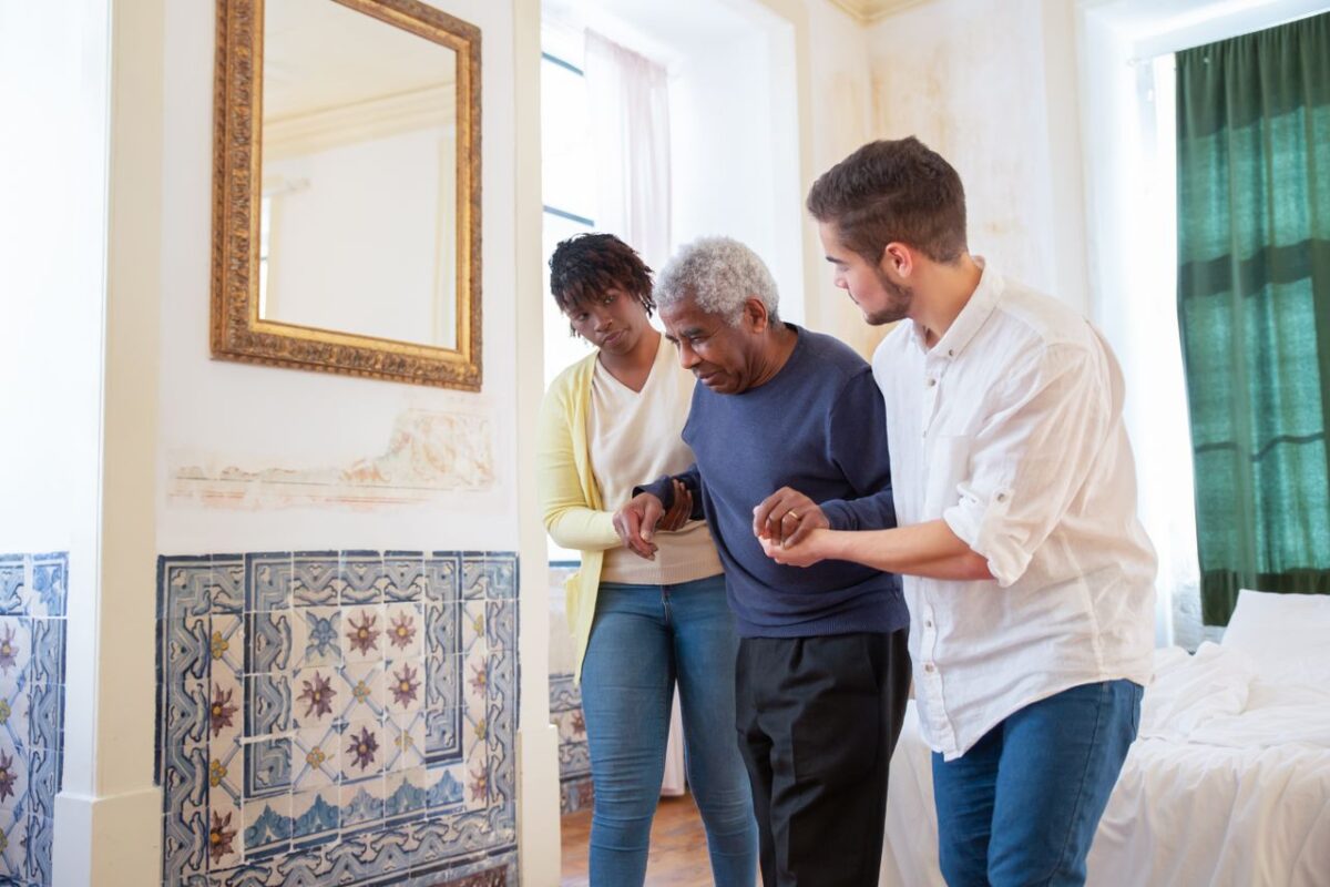 Discover how luxury senior living communities combine premium amenities, personalized care, safety, and social activities to support older adults.