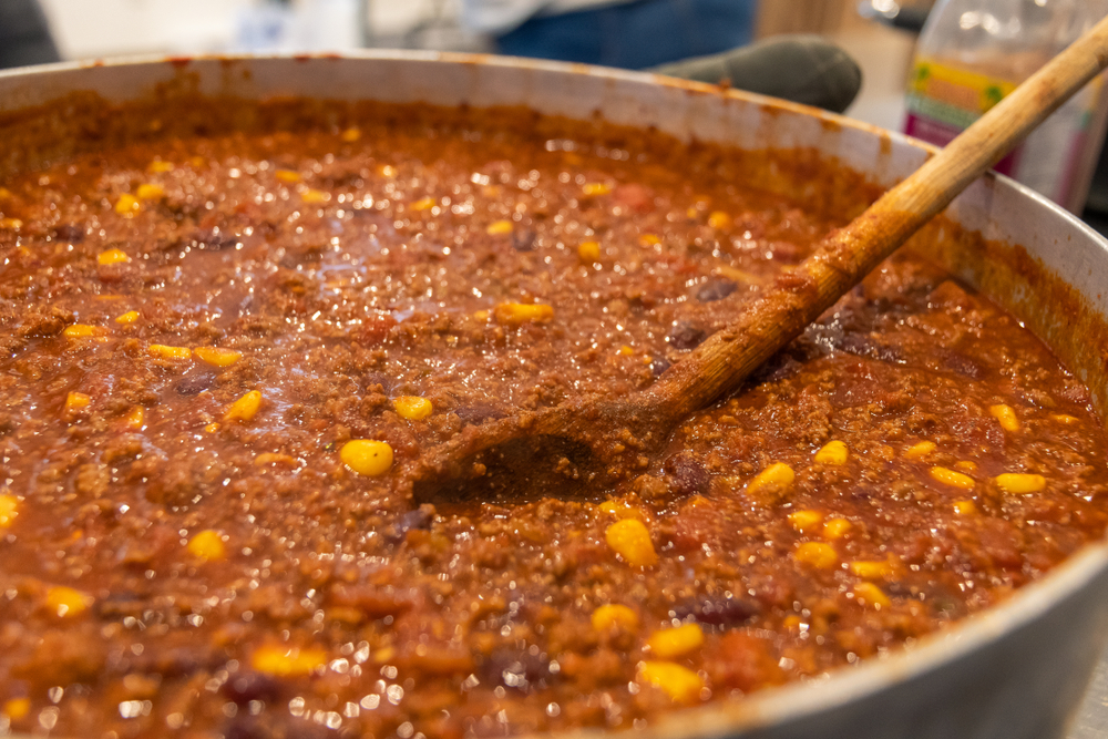 cooking large pot of chili