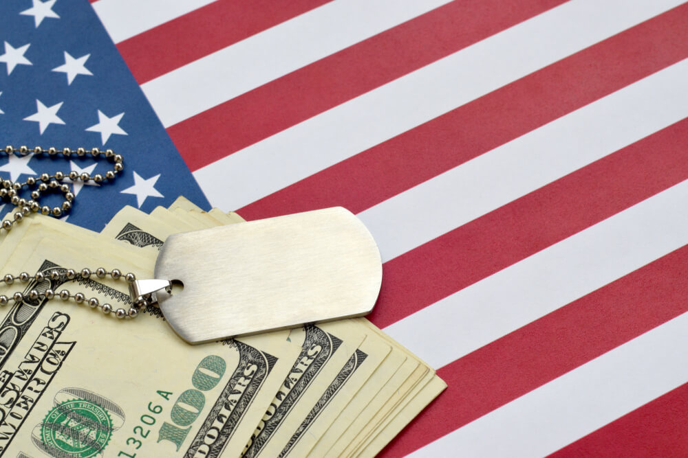 Army,Identification,Medallions,And,Dollar,Bills,,
