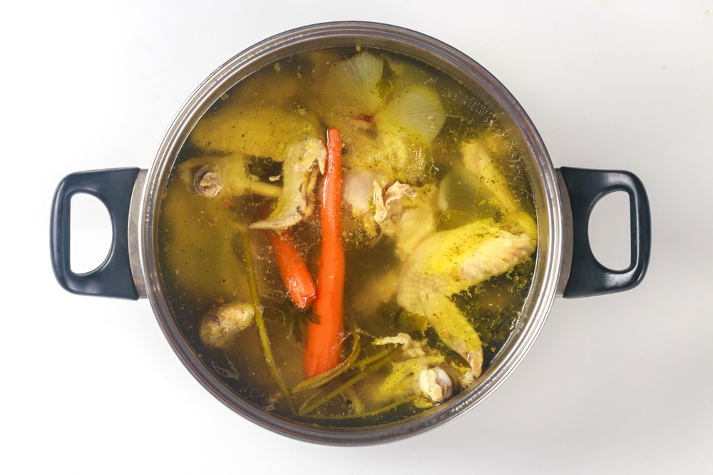 making a stock from chicken bones