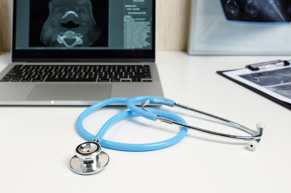 Diagnostic radiologist