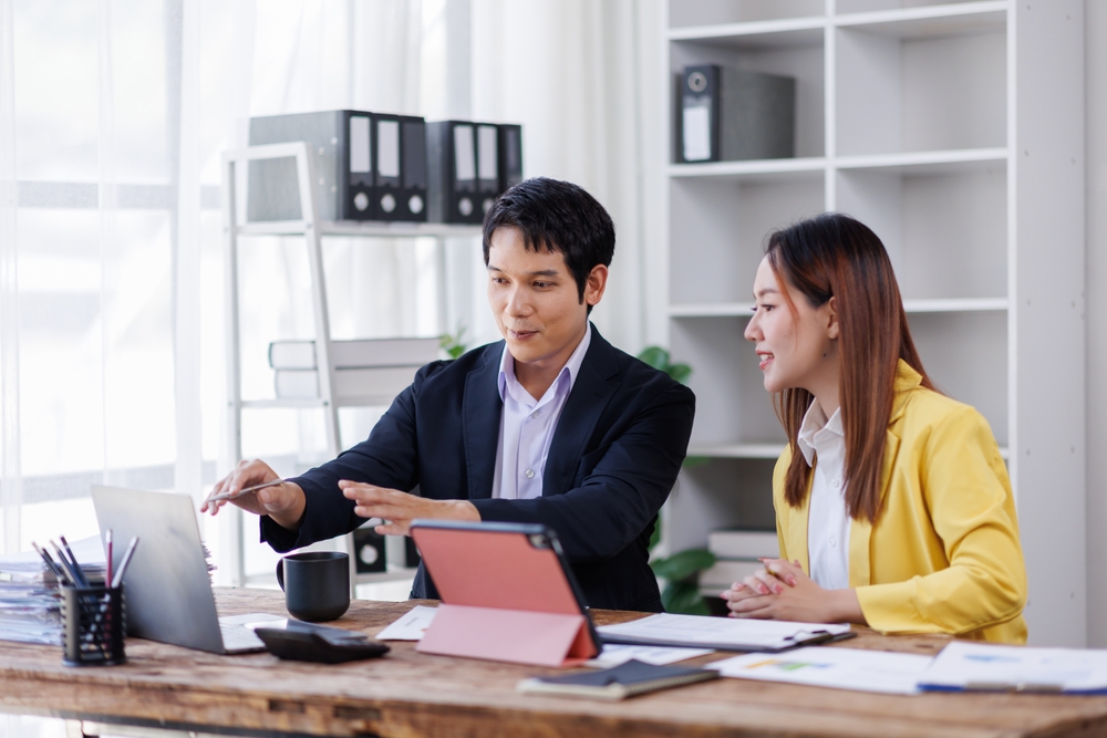 Labor relations manager