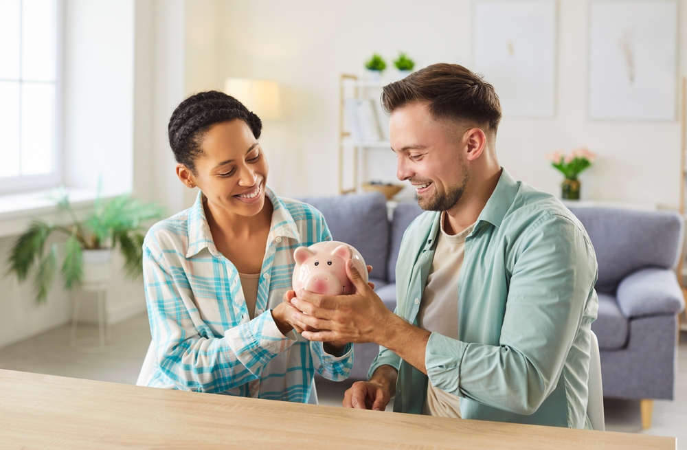 couple saving money