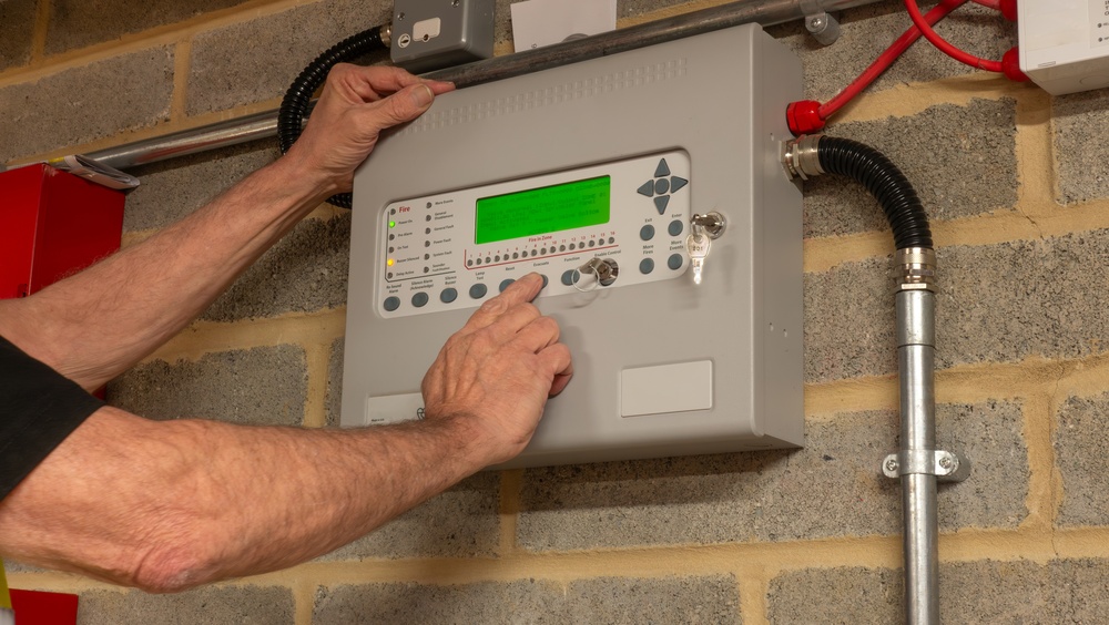 Security and fire alarm systems installer