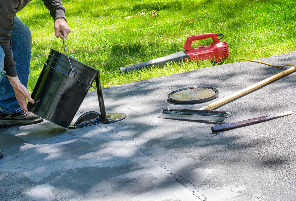 repairing driveway cracks