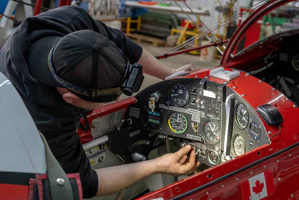Avionics technician