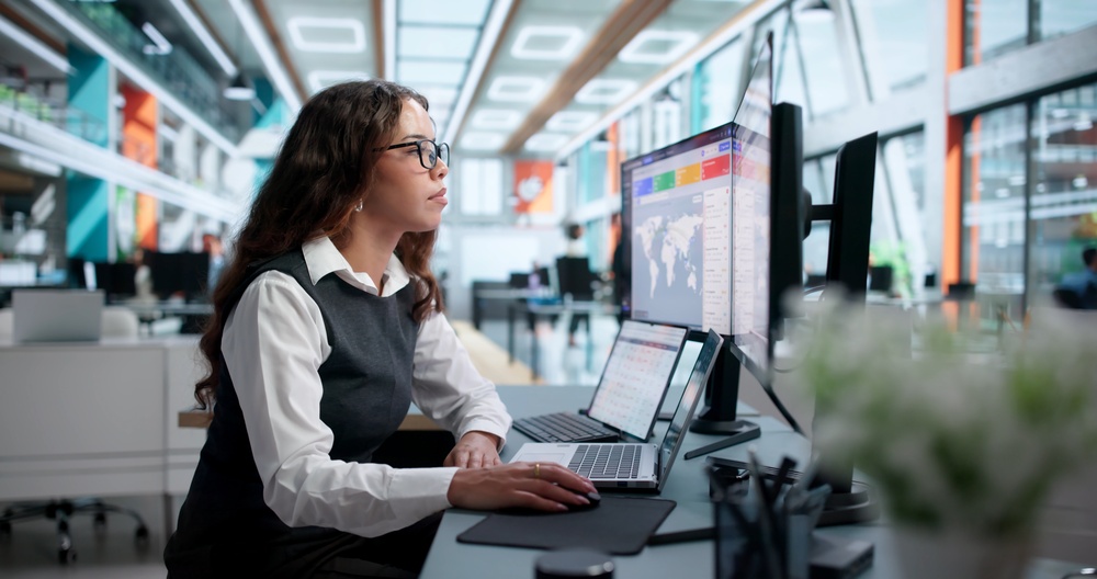 Aerospace supply chain senior manager