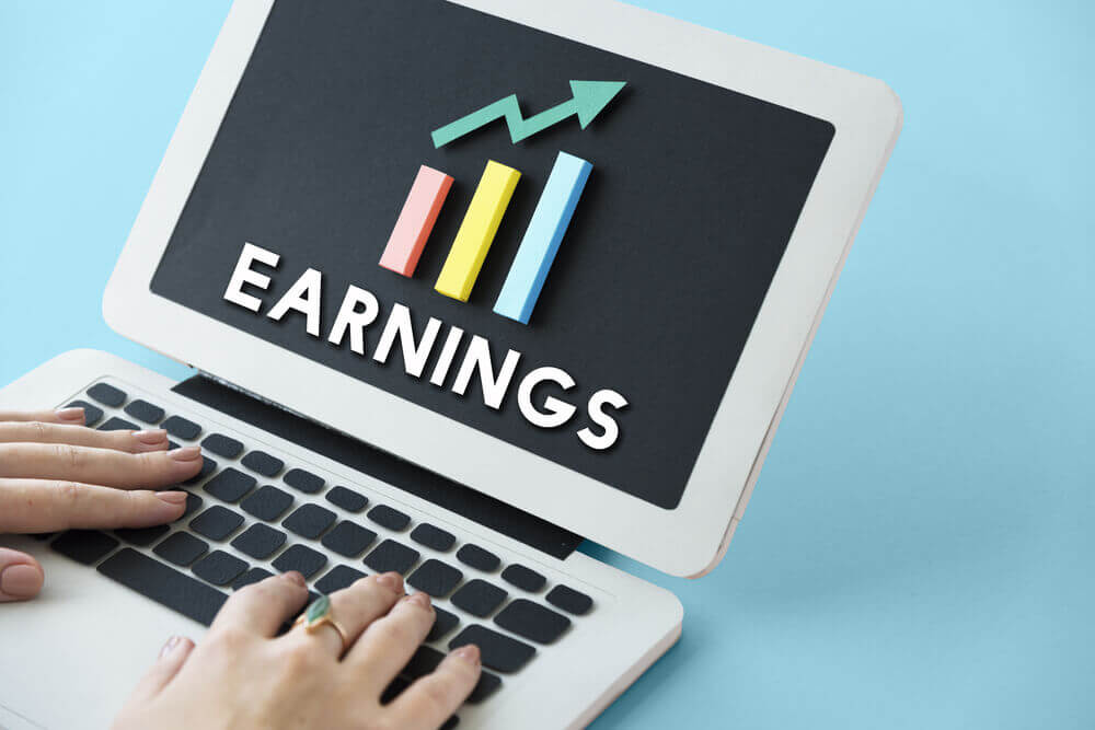 graph on a computer for earnings